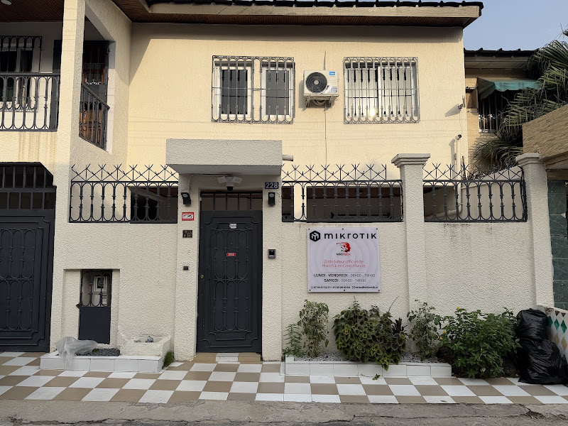 Boutique Mindtech — Angré 8e Tranche, Abidjan